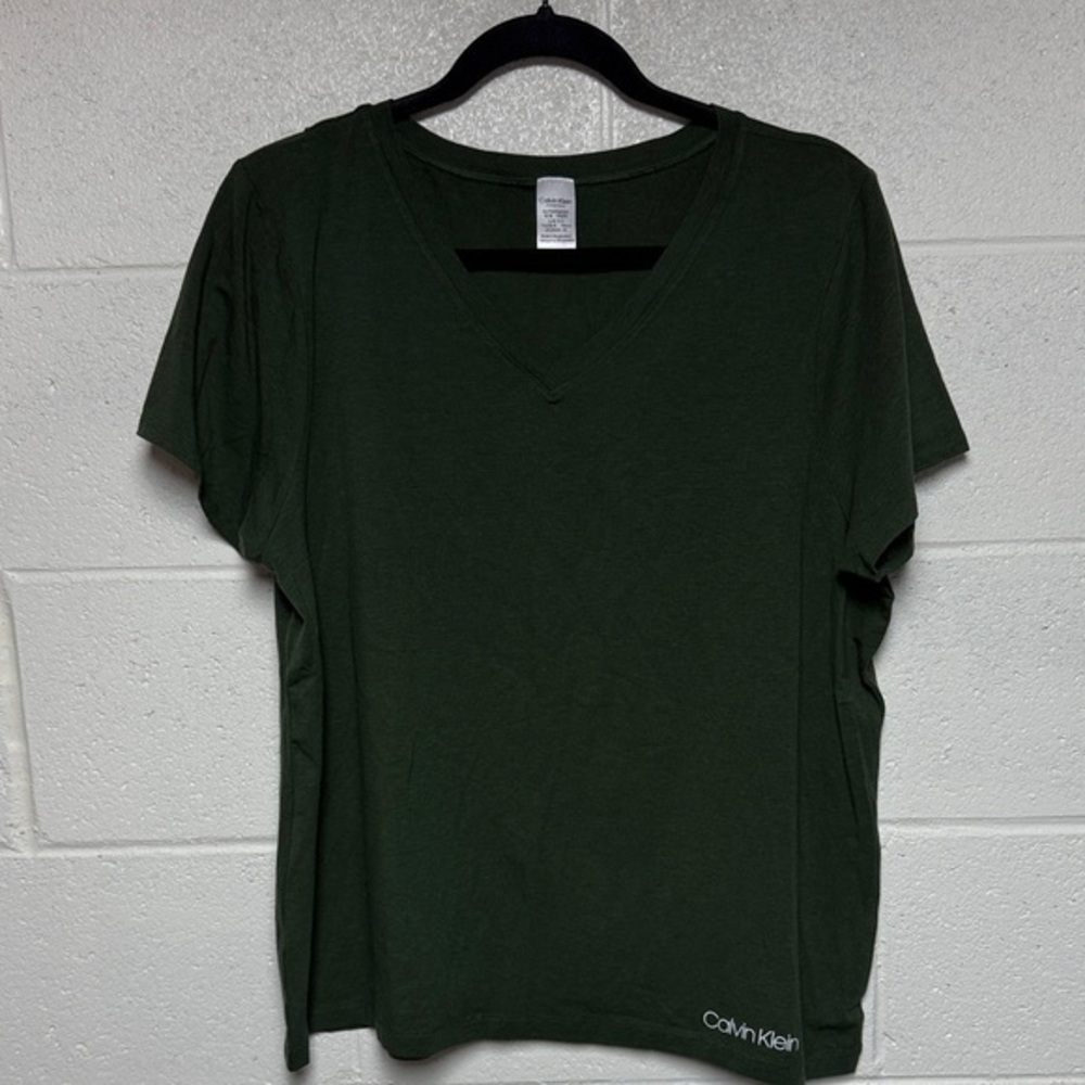Calvin Klein Women's Green Pajama Top
